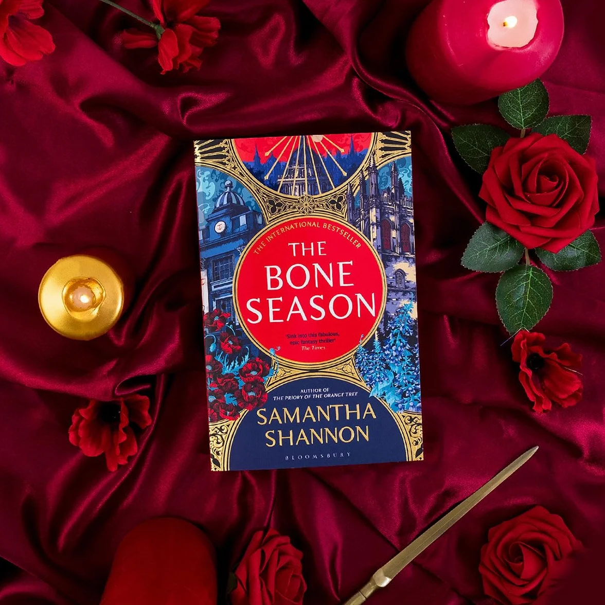 The Bone Season: The million-copy bestselling series from the author of THE PRIORY OF THE ORANGE TREE: 1