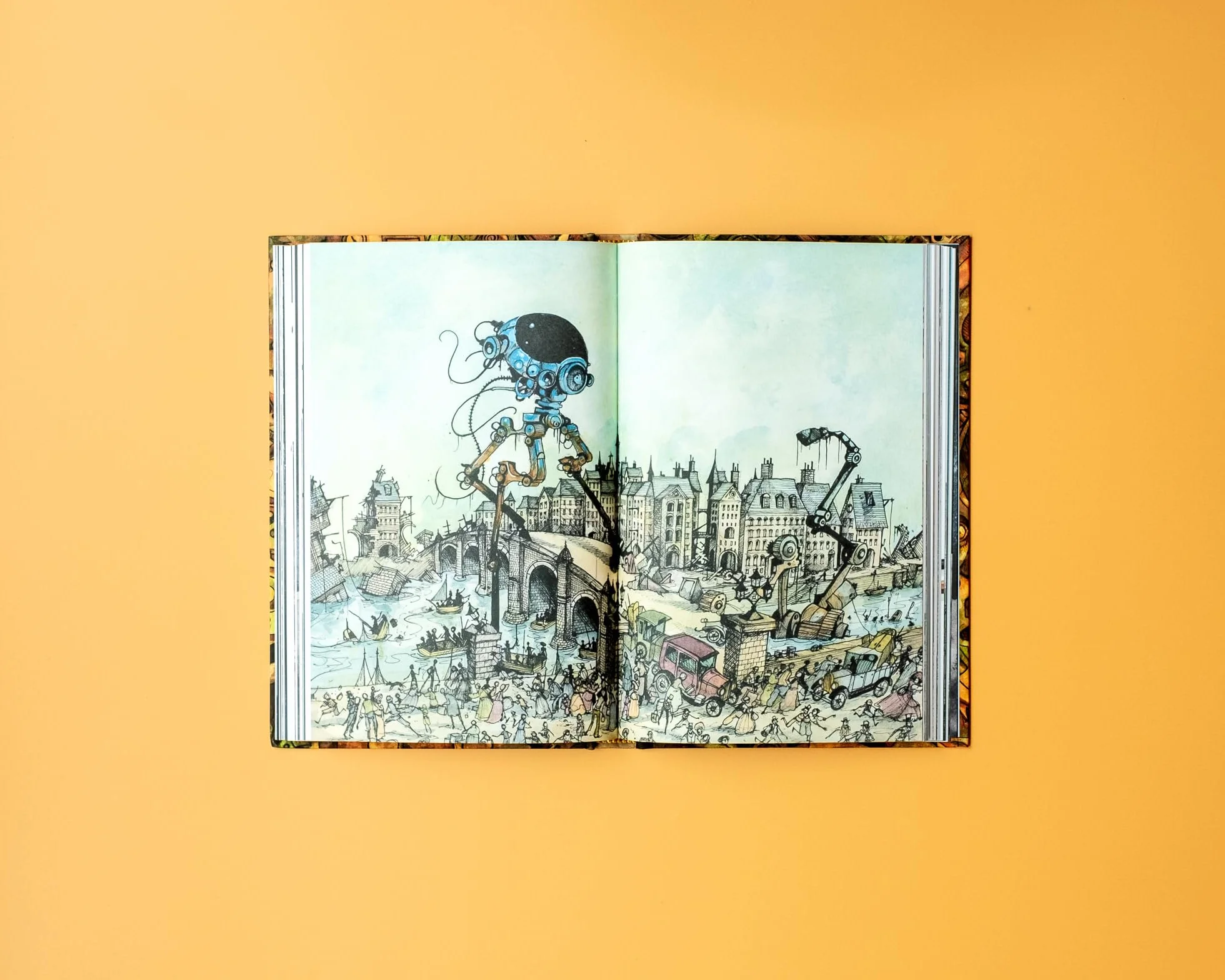 Chris Mould's War of the Worlds: The No. 1 Bestselling Illustrated Edition