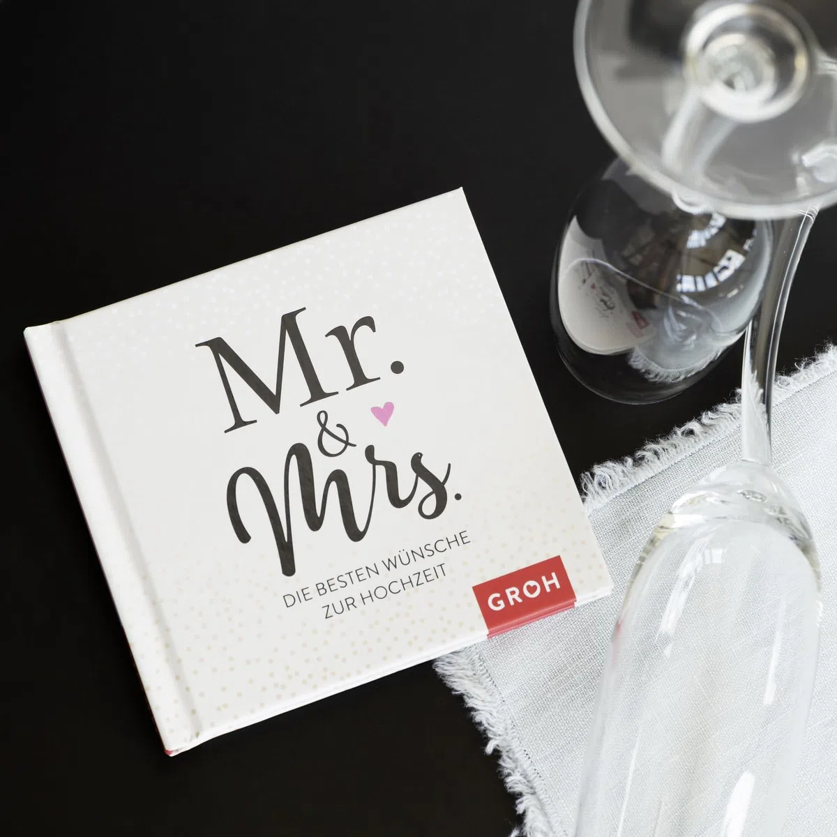 Mr. & Mrs.: Die besten Wünsche zur Hochzeit